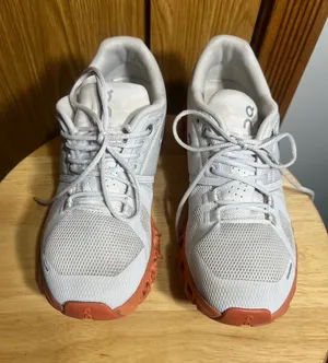 On Running White and Orange Women's Athletic Sneakers Size 7 thumbnail 1