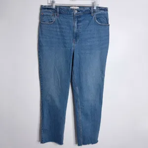 Abercrombie & Fitch The 90's Straight Ultra High Rise Medium‎ Wash Raw Hem 16/33 thumbnail 2