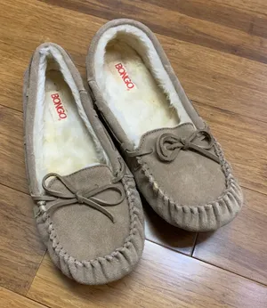 Bongo Womens Tan‎ Leather Moccasin Slippers Faux Fur Lined Size 10 House Shoes thumbnail 1