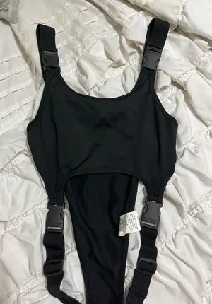 Tank Black thumbnail 5