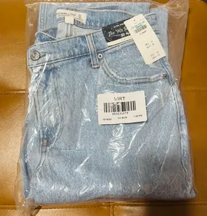 Abercrombie Curve Love Ultra High Rise 90s Straight Jean - Size 27 SHORT thumbnail 5
