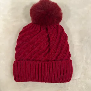 Detroit Redwings glitter logo Red Pom-Pom Knit Beanie hat! thumbnail 5