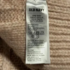 Women’s Old Navy NWT Cable Knit Scarf Cream thumbnail 4