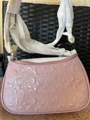 Coach CDA98 Patent Debossed Signature Teri Shoulder Bag Crossbody Light Violet thumbnail 8