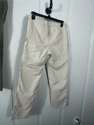 The Northface Women’s Khaki Convertible Pants Size 12 EUC thumbnail 9