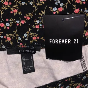 Forever 21 NWT Size S Floral Print A-Line Mini Skirt thumbnail 5