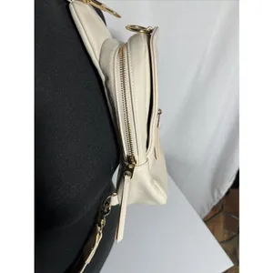 Universal Threads Crossbody Bag Womens Small Light Beige Zip Pockets Adjustable thumbnail 2