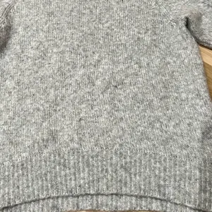 Aerie Grey Soft Sweatshirt Women’s Small thumbnail 4