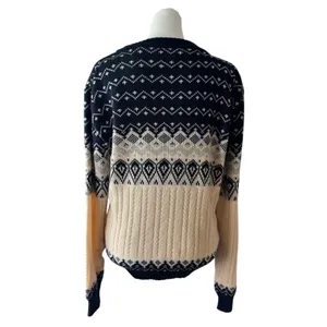 Vintage ‘90s KP Collection Ivory & Navy Fair Isle Pullover Unisex Sweater thumbnail 6