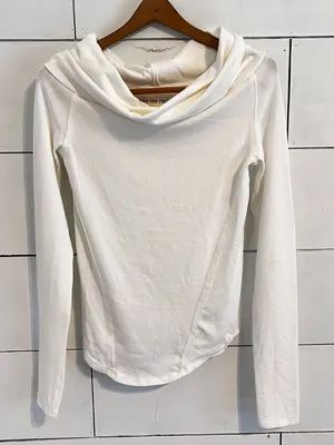 Free People Ivory Long Sleeve Cowl Neck Top. Size Medium. New Without Tags. thumbnail 1