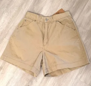 Essential Shorts thumbnail 1