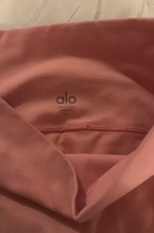 Alo Yoga Leggings thumbnail 4
