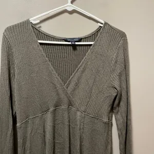 American Eagle Long Sleeved A-Line Dress Green Size‎ Large thumbnail 2