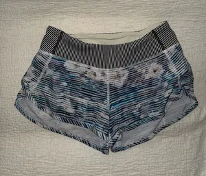 Lululemon Speed Short 3” Blue Blurry Belle Tink Stripe Women’s Size 4 Vintage‎ thumbnail 1
