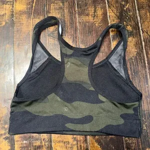 Victoria’s Secret Ultimate green camo XS sporty bra thumbnail 3