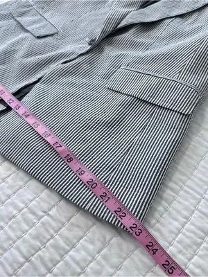 LOFT Women’s 6 Gray and White Stripes Blazer with Shoulder Pad Business Casual thumbnail 7