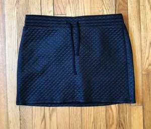 Fabletics EUC Women's Fabletics Manila Coated Black Quilted Mini Skirt Size L thumbnail 1