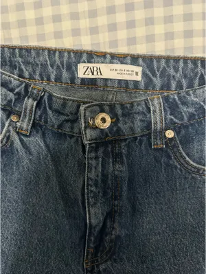 ZARA Mid-Rise Straight Jeans thumbnail 4