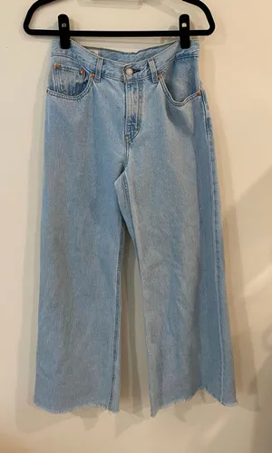 Levis Premium Wide Leg Jeans Size: 28 thumbnail 1