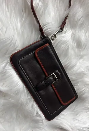 Coach vintage brown real leather clutch thumbnail 1