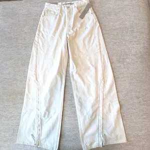 NWT HUDSON James High Rise Wide Leg Forward Seam Ecru Jeans‎ Womens 27 Ret $265 thumbnail 2