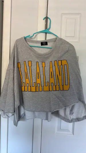 cropped dressed in lala sweatshirt Gray Size 2X thumbnail 2