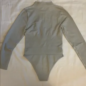 Ribbed Long Sleeve Bodysuit 2 Piece Bundle Grey / White Women Size L NWOT thumbnail 7