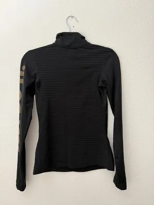 Nike Long-Sleeve Half-Zip Top thumbnail 3