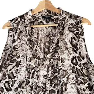Simply Vera Wang Womens Brown Creme Tie Front Pintuck Top NEW Sz‎ XL thumbnail 2