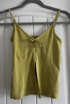 Hollister Tank Top thumbnail 1