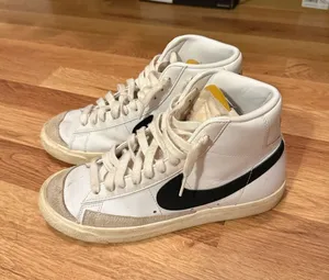 Nike blazers thumbnail 1