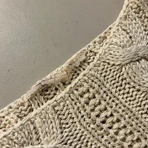 Vintage 90s Cream Cable Knit Sleeveless Chunky Pullover Sweater Size Medium thumbnail 6