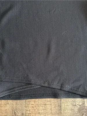 Move Theology Ribbed Black Active Crop Top Women's XS Short Sleeve Stretch Tee thumbnail 4
