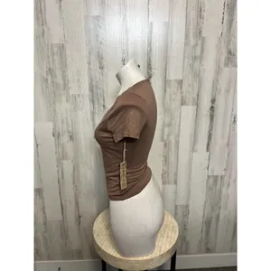 Iris crop top thumbnail 2