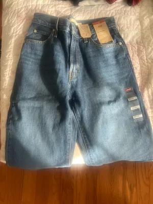 Levi's Low-Rise Jeans thumbnail 1