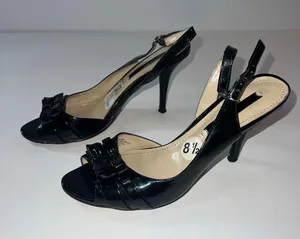 Kitten Heels Size 8.5 thumbnail 1