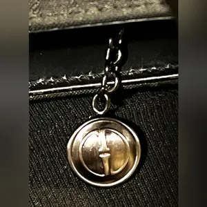 Authentic Gucci Black GG Monogram Shoulder Bag thumbnail 12
