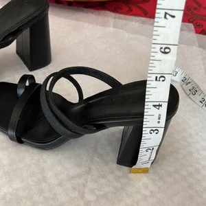 Black square toe heels size 7 thumbnail 3
