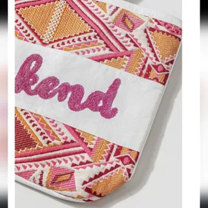 509 Broadway Pink and Orange Geometric Weekend Tote (37) thumbnail 6