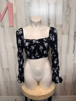Motel Rocks Black Floral Long Sleeve Smocked Crop Top Womens Medium Milkmaid Boh thumbnail 7