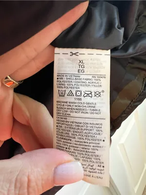 Old Navy Camouflage Puffer Vest thumbnail 6