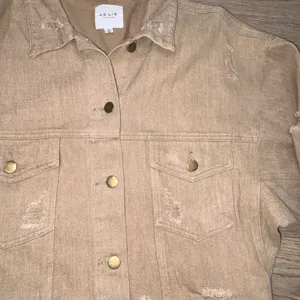 Le Lis Boutique Tan Cropped Jacket Size Small thumbnail 12