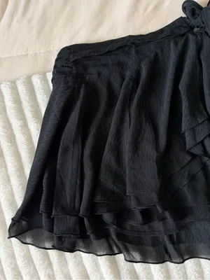 Aerie Black Ruffled Women's Skirt with Bow Accent thumbnail 2