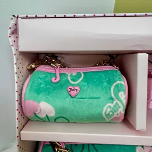 Juicy Couture Heritage Cherry Barrel Bag Gift Set Green Charm Mini Crossbody thumbnail 3