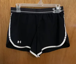 Under Armor Shorts thumbnail 1