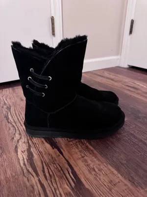 UGG Boots  thumbnail 5