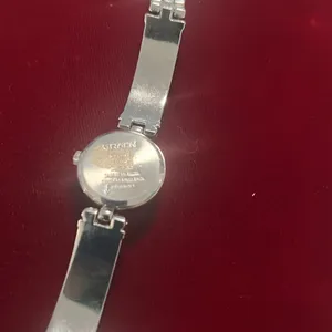 Vintage Gruen Silver Mother of Pearl Ladies Watch thumbnail 5