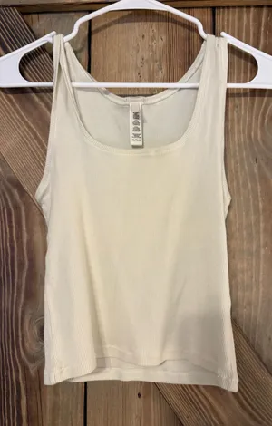 SKIMS Tank Top thumbnail 1