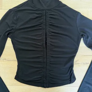 I.AM.GIA Ivory Top in Black, size XS ♡ thumbnail 3