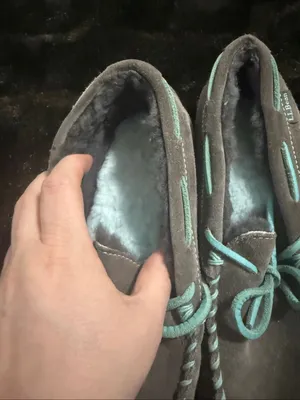 L.L. Bean Wicked Good Camp Moccasins Women’s Slippers Shearling Gray Size 8 M thumbnail 3